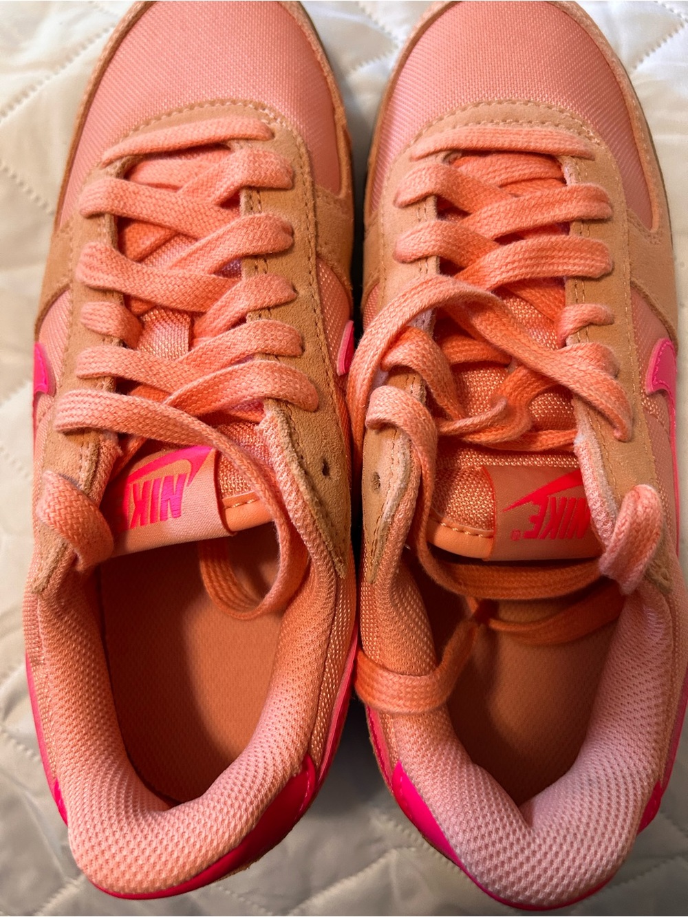 Nike Kids Peach and Hot Pink Low-Top Sneakers
